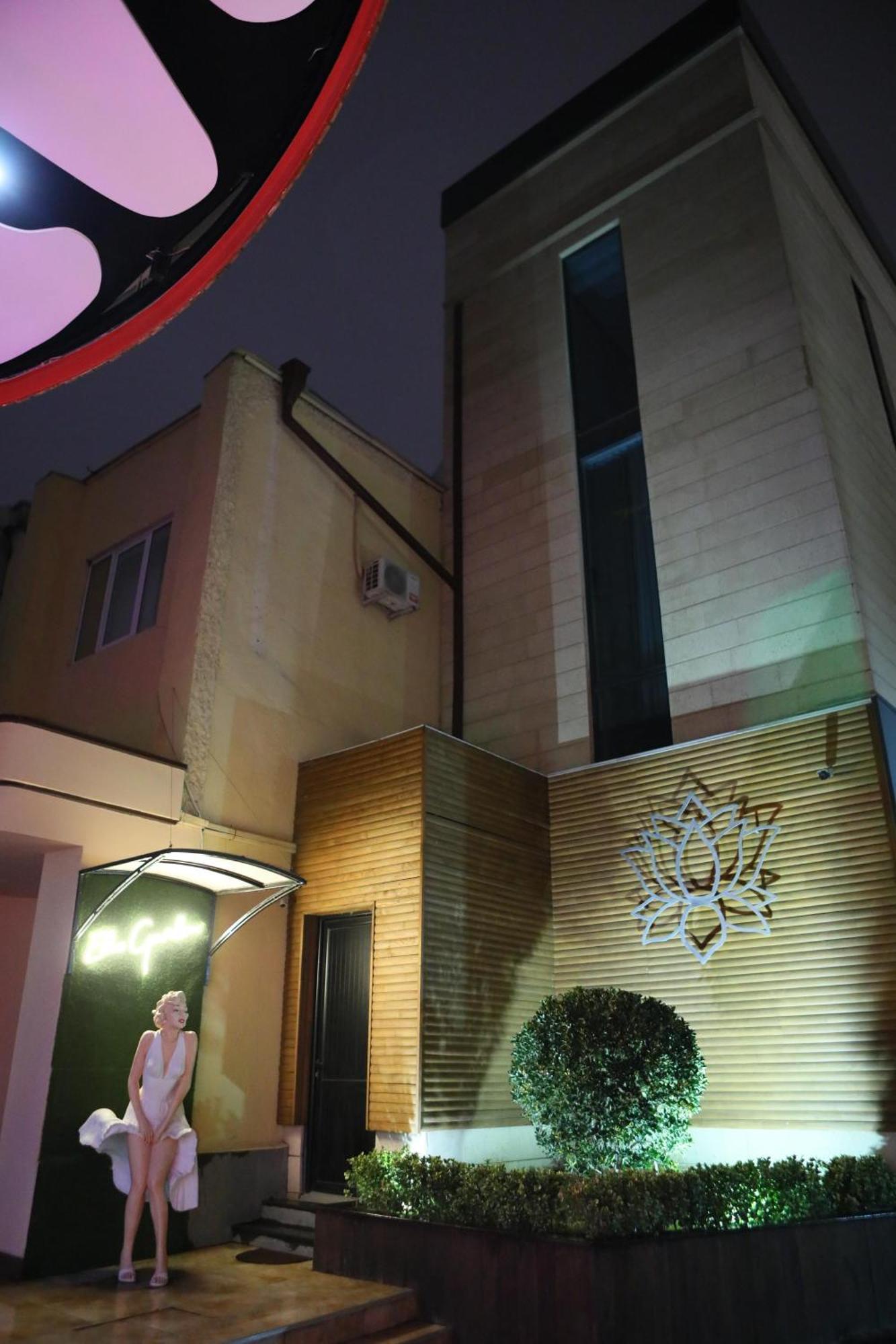 Elko Hotel Ereván Exterior foto